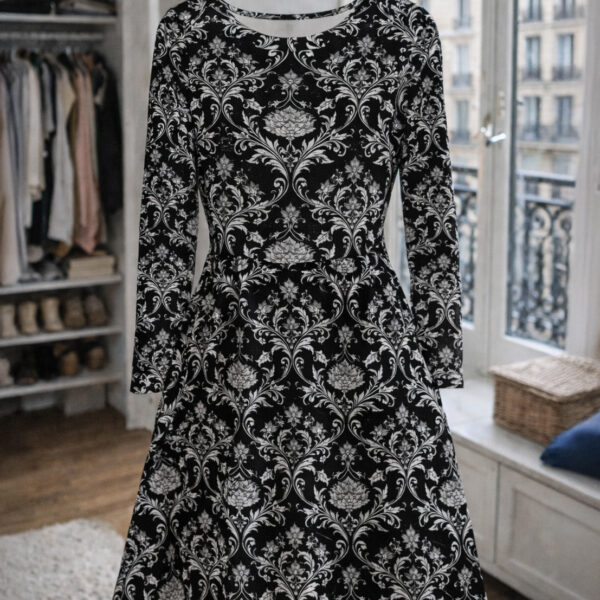 Robe Noire “Belladonna” – Élégance Baroque Gothique, Facile à Porter — PunkForge