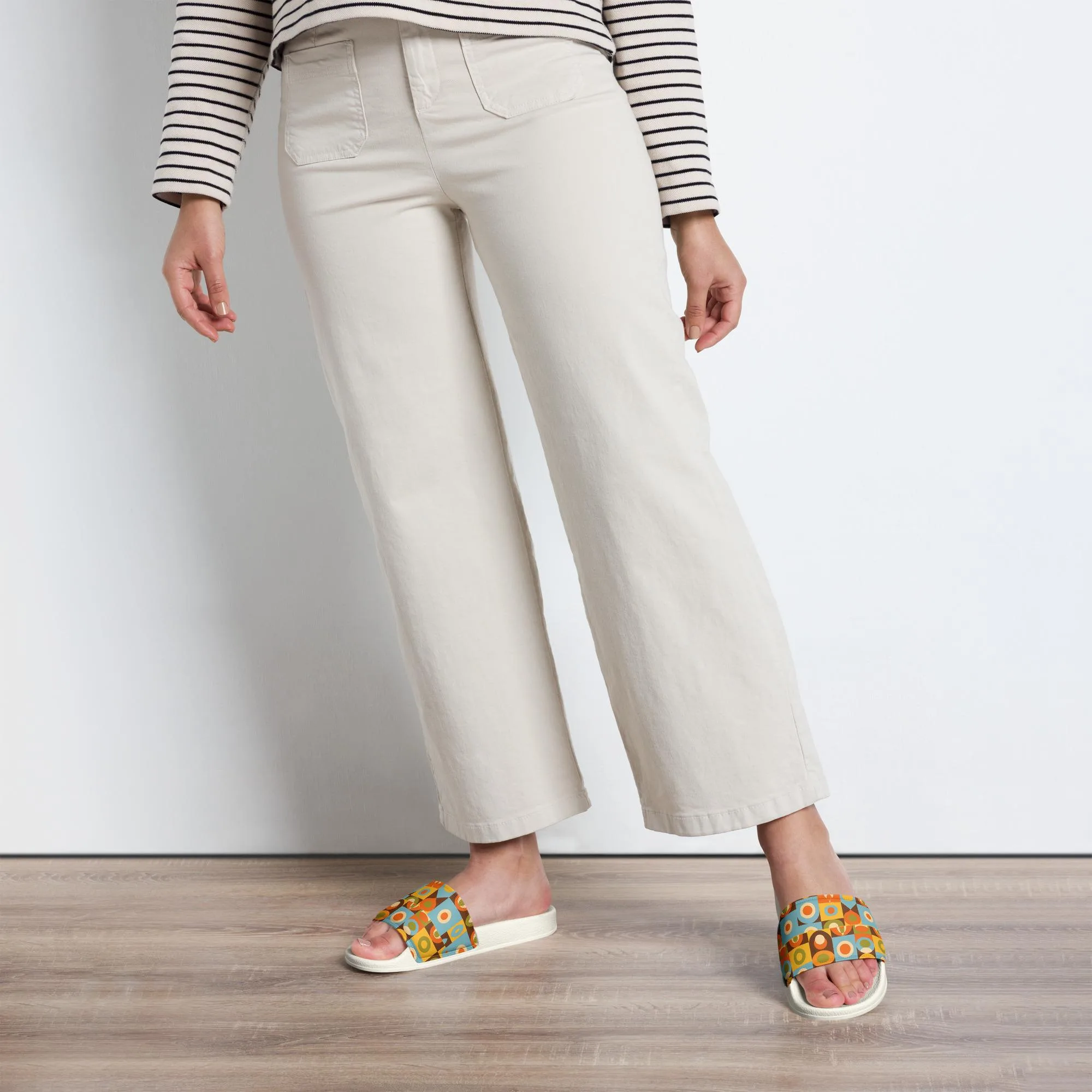 Claquettes Femme Motif Rétro – vue 4