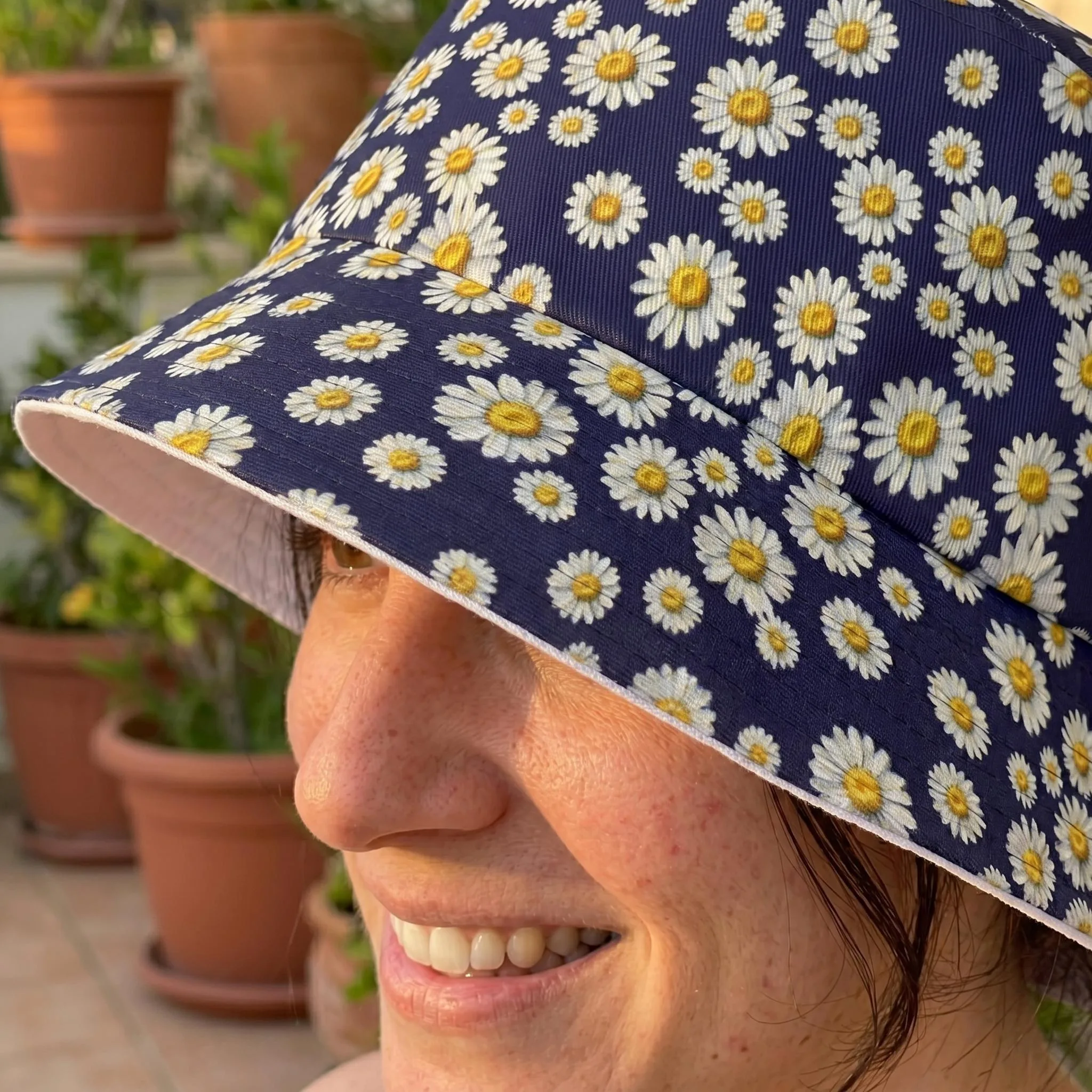 Bob Pâquerettes Réversible Femme | Chapeau Fleuri Tendance | Protection Soleil | Accessoire Été Bohème Chic — vue 6
