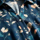 Chemise Femme Fleurie Sombre – Blouse Bohème Chic Dark Floral Bleu Nuit Coupe Ample Élégante - Du XS au 2XL. — vue 5