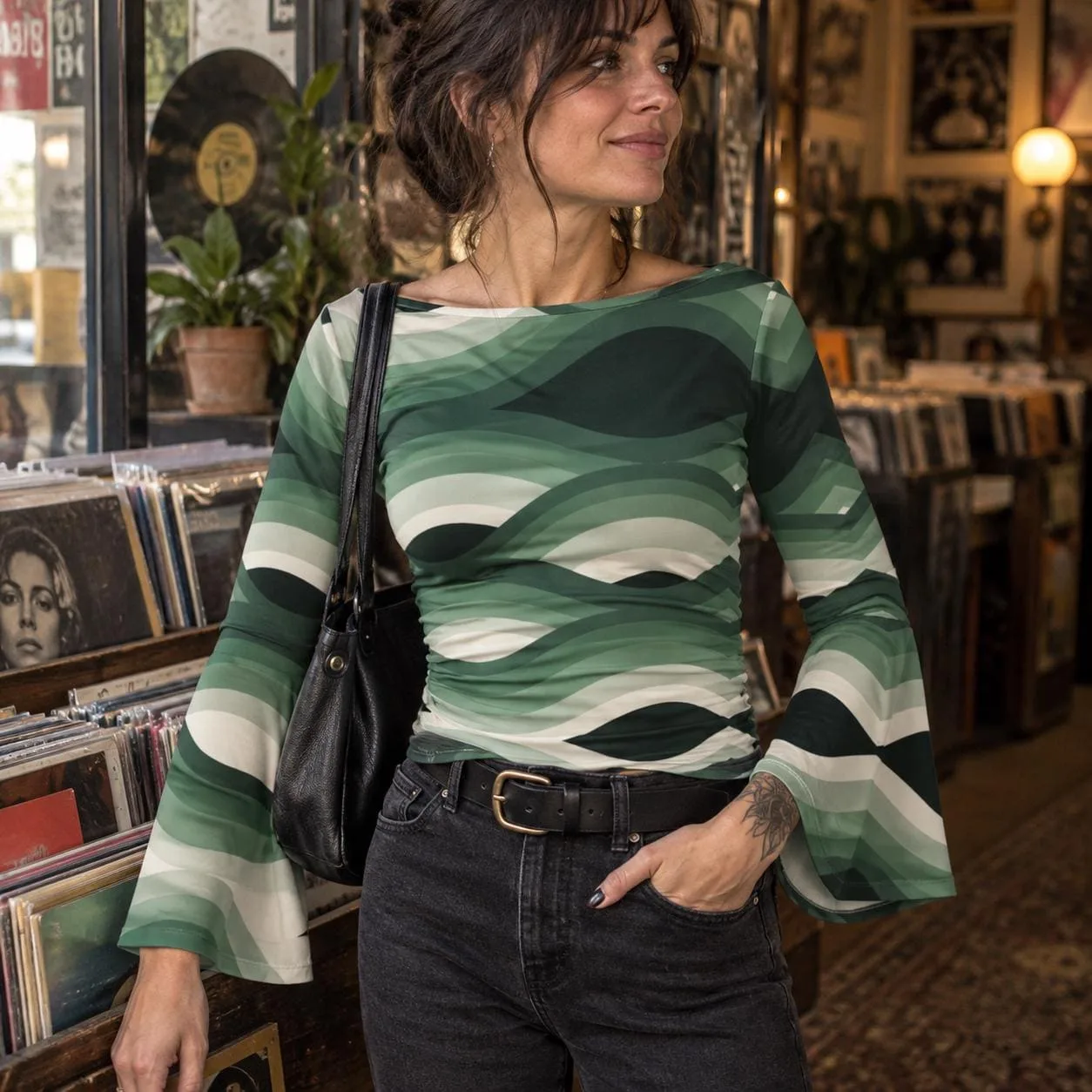 Top Femme Manches Évasées, Encolure Bateau, Motif Ondulé Vert Rétro, Haut Élégant et Confo